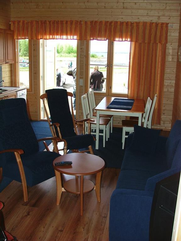 Wanha Pappila Cottages Simoniemi ภายนอก รูปภาพ