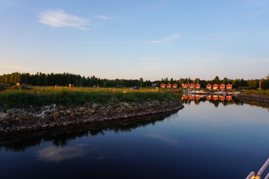 Wanha Pappila Cottages Simoniemi ภายนอก รูปภาพ